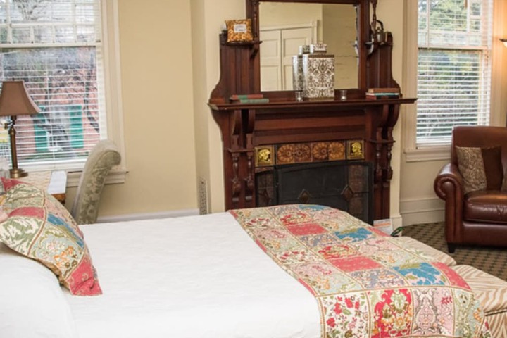 Vandiver Inn