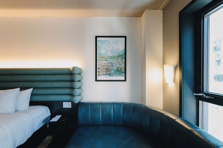 Hotel Le Dauphin Montreal Centre Ville