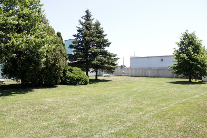 Property Grounds 12 of 16