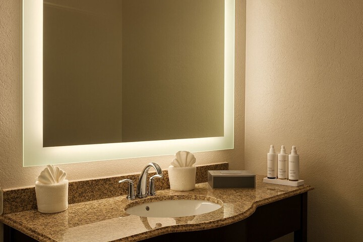 La Quinta Inn & Suites by Wyndham Port Orange / Daytona