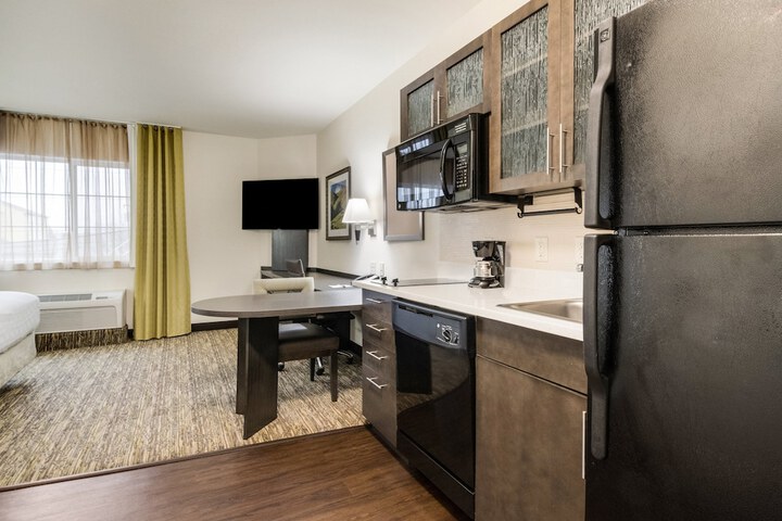 Room 40 of 65