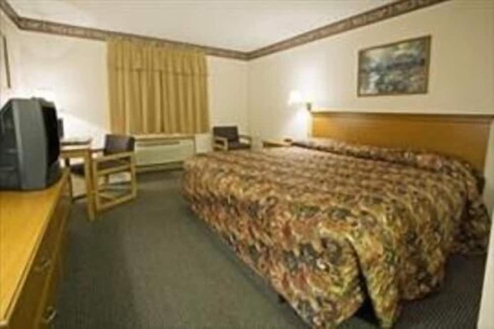 Room 18 of 31