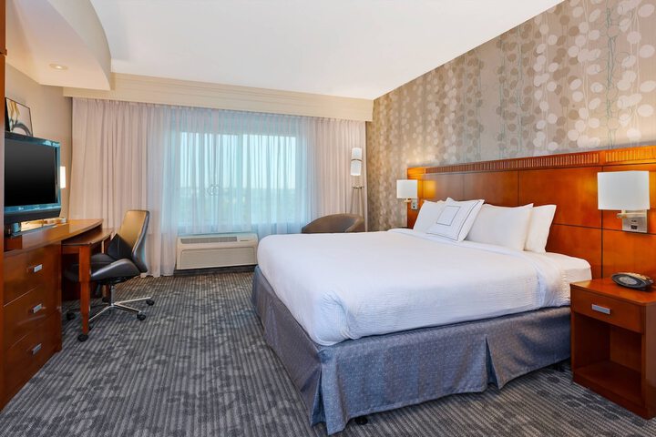 Room 35 of 50
