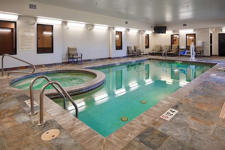 Pool 5 of 26