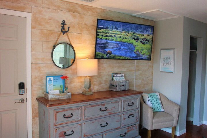 Latitude 26 Waterfront Boutique Resort - Bonita Springs