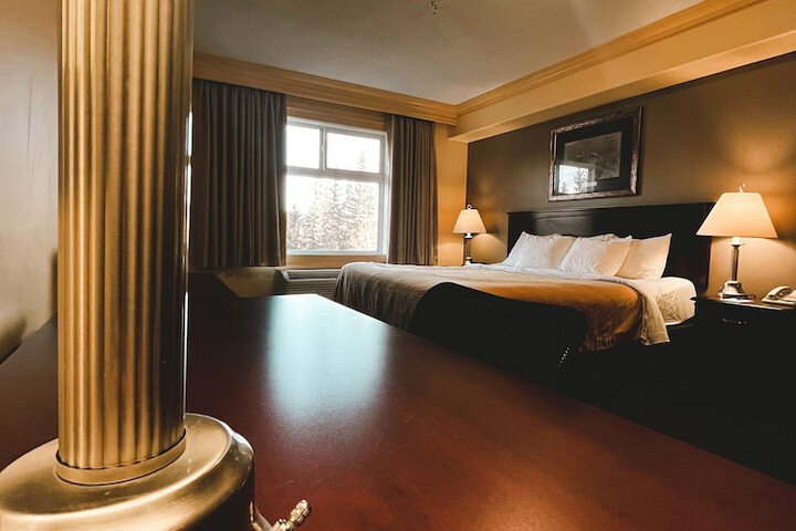 Room 15 of 44
