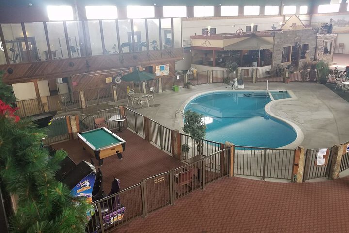 Pool 4 of 36