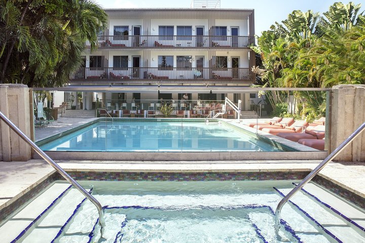 Pool 9 of 47