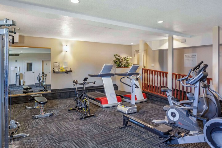 Quality Inn & Suites Edmonton International Airport