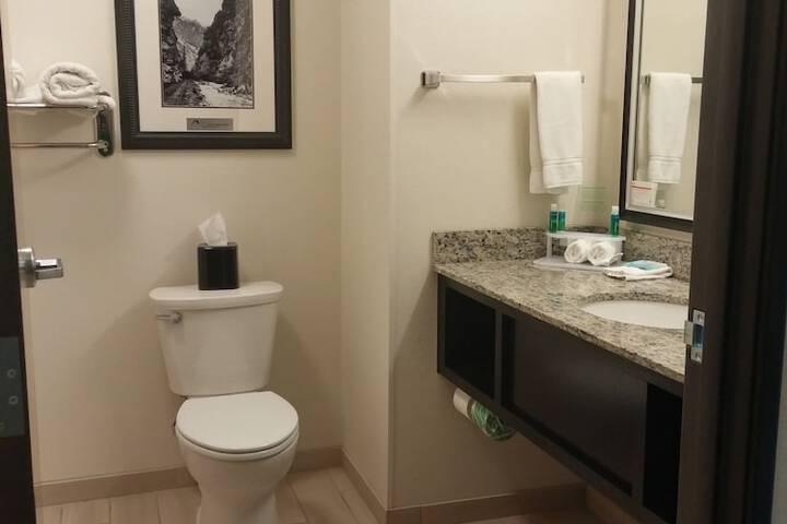 Holiday Inn Express & Suites Golden - Denver Area by IHG