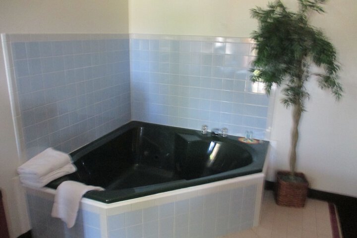Spa 13 of 13