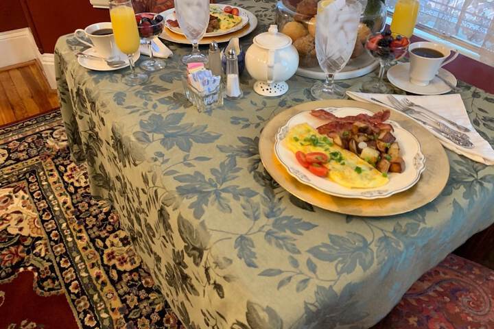 Breakfast/Coffee Service 44 of 45