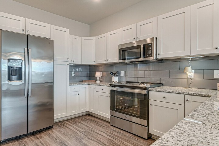 Central Condo 2 Mi to Downtown Fuquay-varina