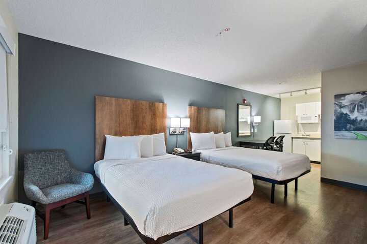 Room 51 of 57