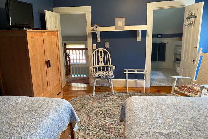 The James Place Inn B & B