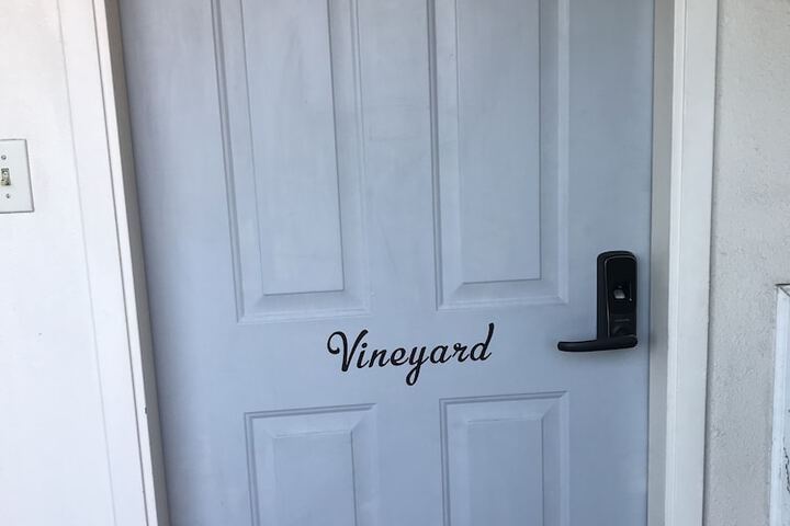 Room 73 of 97