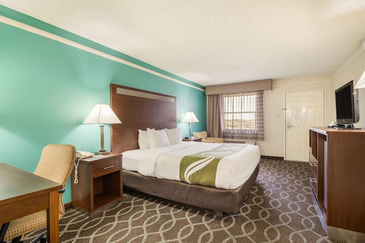Quality Inn Tulsa Central
