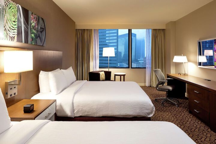 Room 20 of 82