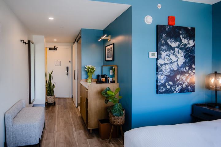 Room 26 of 60
