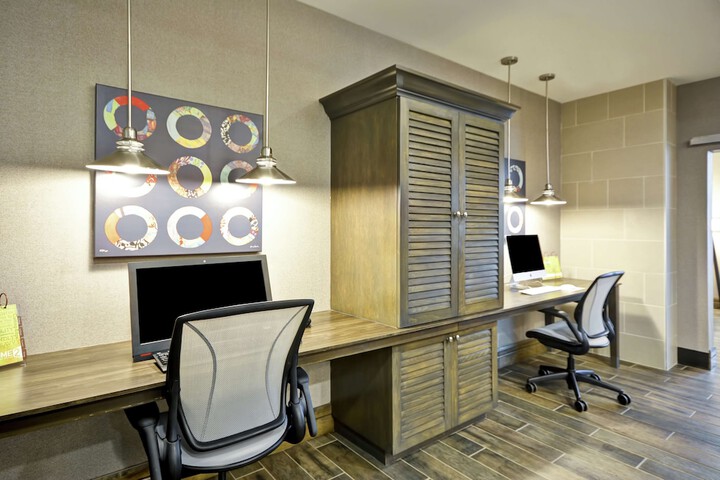 Business Center 57 of 58