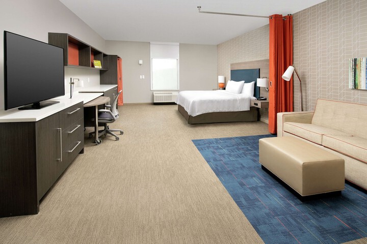 Room 9 of 26