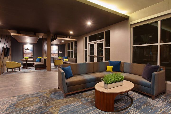 Hotel Interior 12 of 36