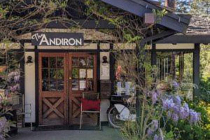 The Andiron Seaside Inn & Cabins