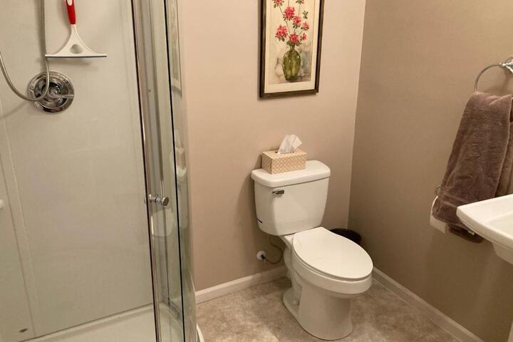 Beautiful Parkside Suite