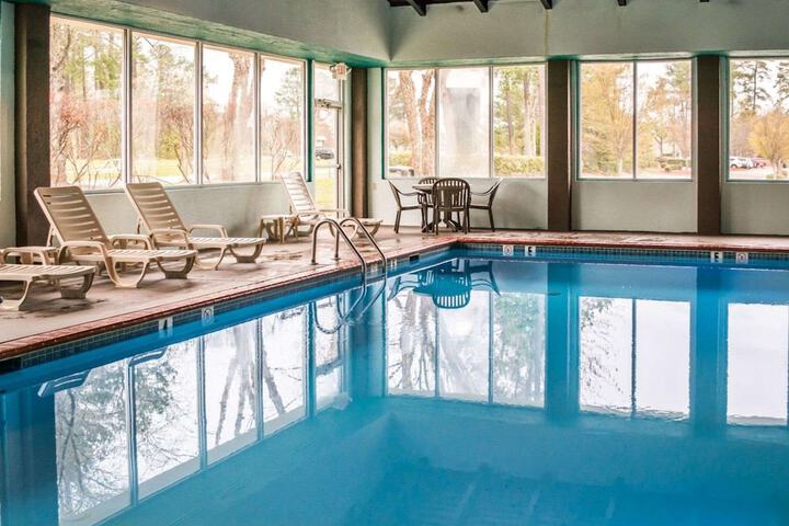 Pool 7 of 33