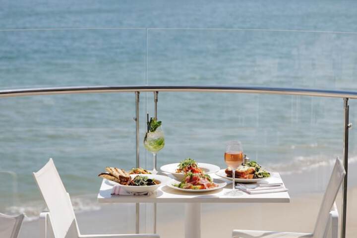 Malibu Beach Inn