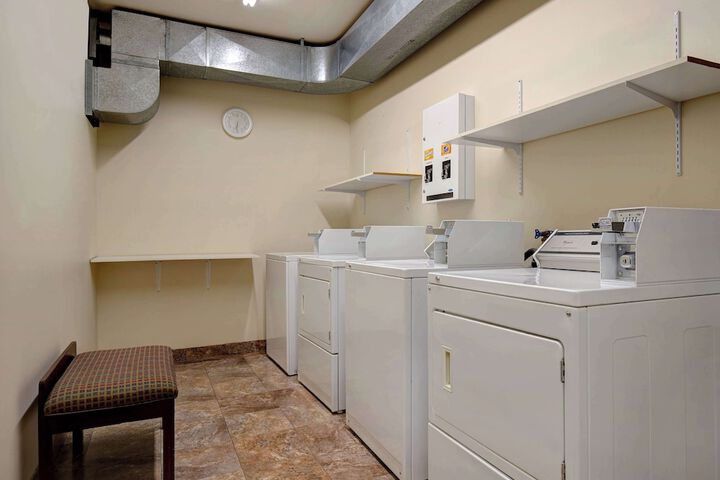 Days Inn by Wyndham Dawson Creek