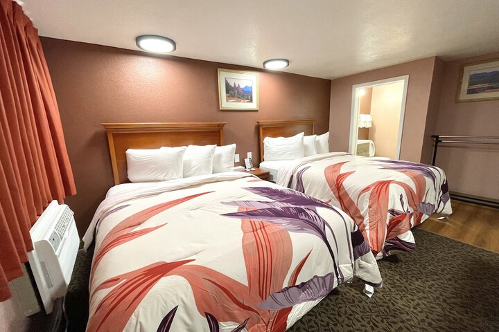 Room 137 of 155