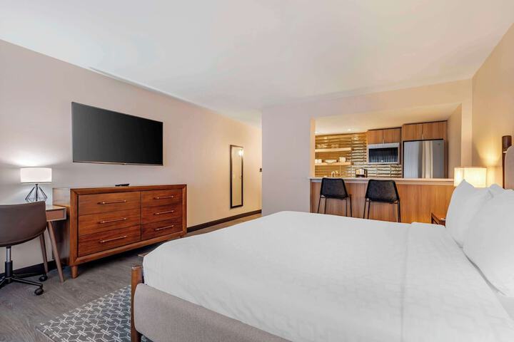 Room 20 of 36