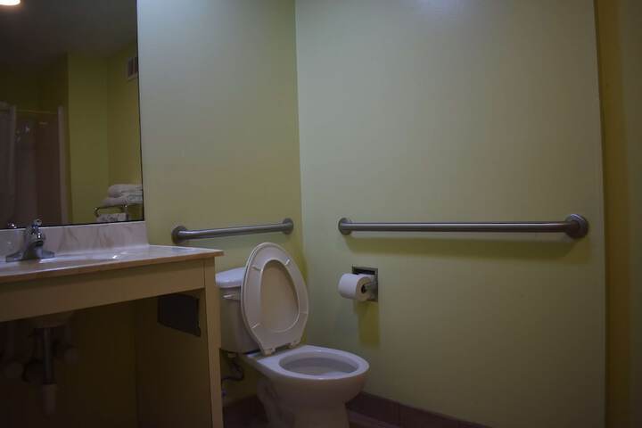 SureStay Hotel by Best Western Brunswick
