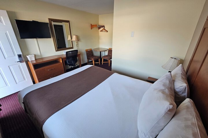 Room 21 of 38