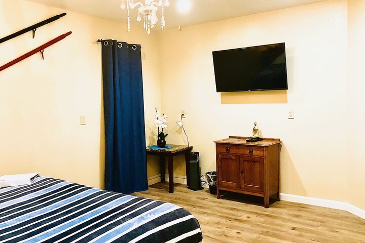 Room 19 of 92