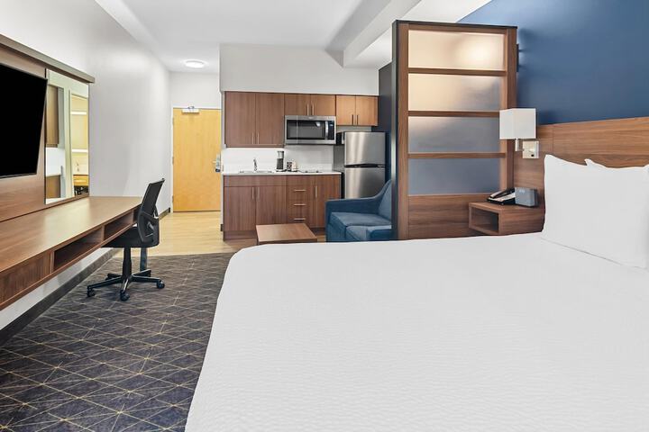 Park Inn by Radisson Kelowna