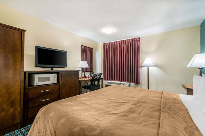 Room 30 of 50