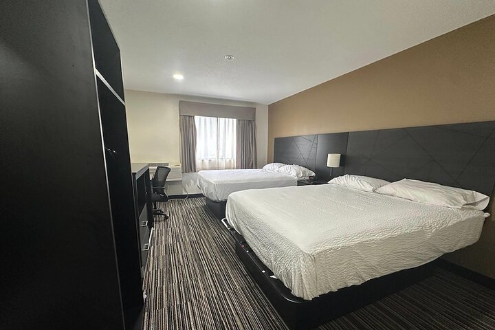 Baymont by Wyndham Bridgeton St. Louis