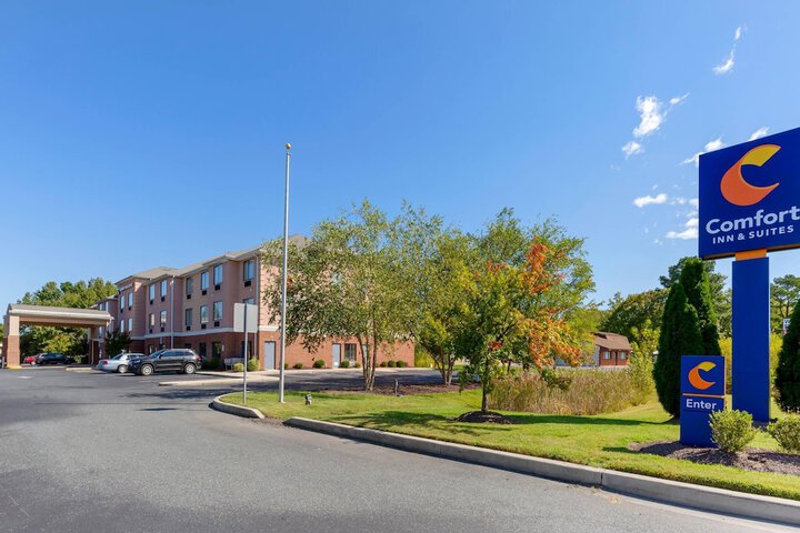 Comfort Inn & Suites Cambridge