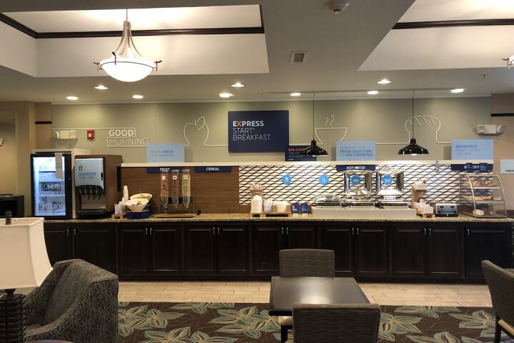 Holiday Inn Express & Suites Nevada by IHG