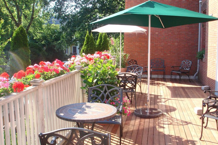 Terrace/Patio 112 of 113
