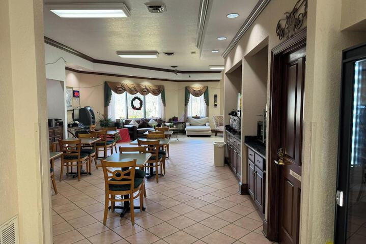 OYO Hotel Harriman near I-40