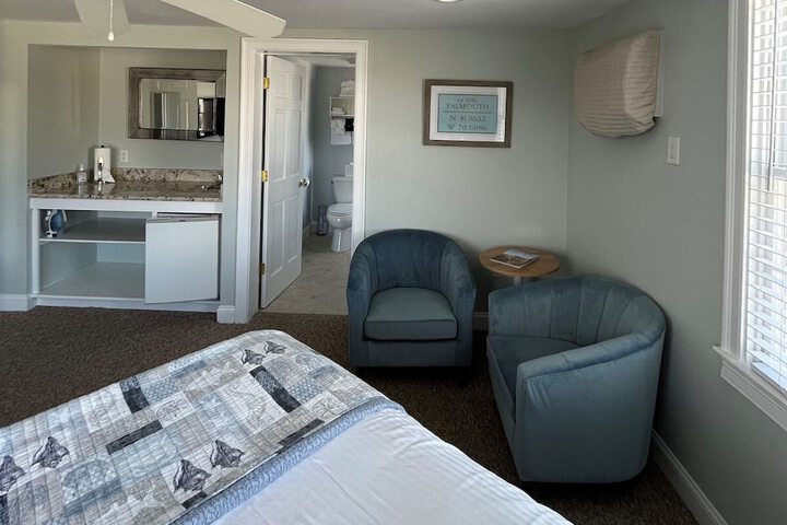Room 18 of 27