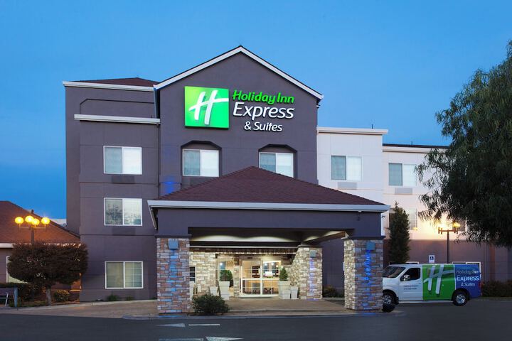 Hotel 3 of 42