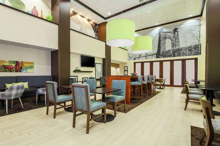 Hotel Interior 6 of 34