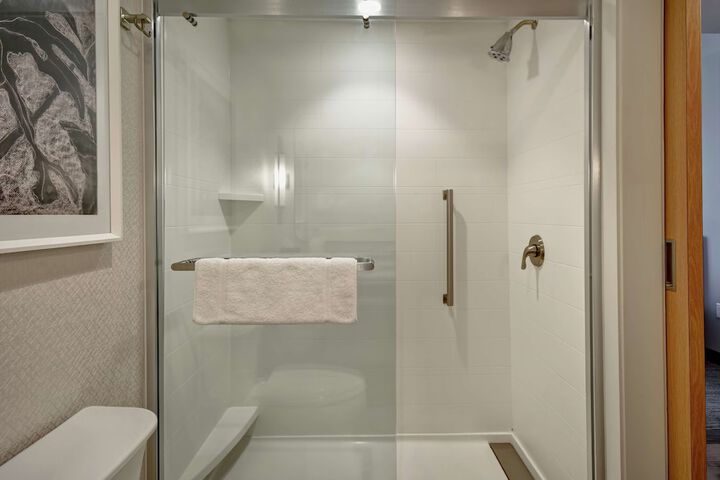 Room 20 of 46