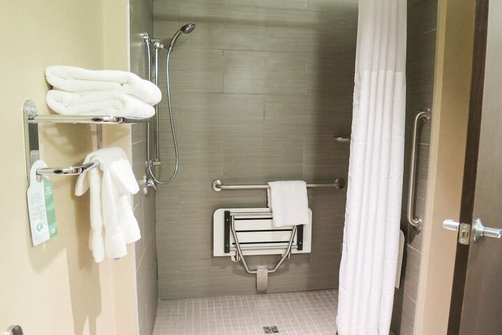 Room 35 of 54