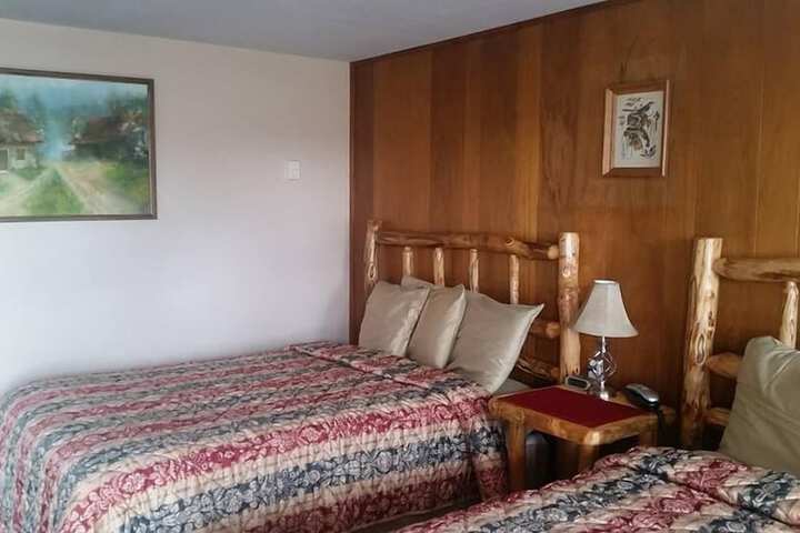 Room 32 of 51