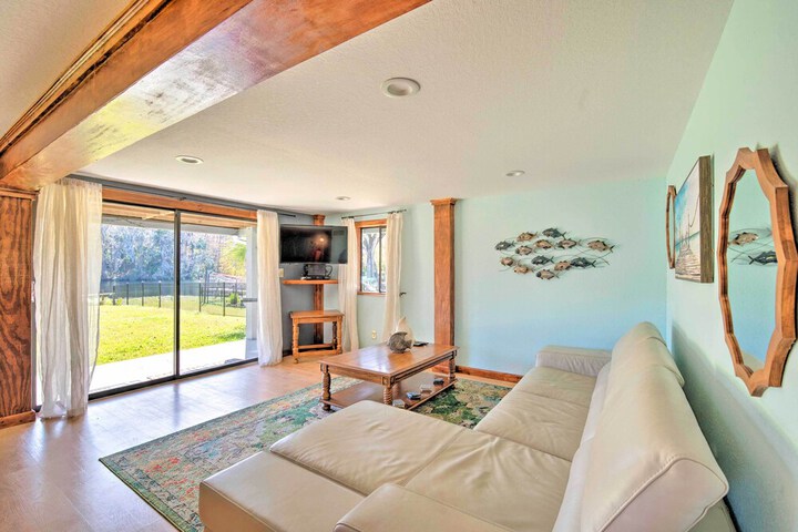 Riverfront Apt w / Kayak Launch in Dunnellon